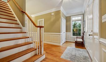 8807 RIDGE Rd, Bethesda, MD 20817