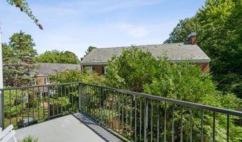 4819 28TH St S B, Arlington, VA 22206