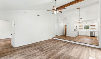 10 Chesterfield Lake Dr, Beaufort, SC 29906