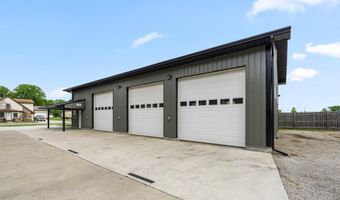 714 Hazel St, Auburn, IN 46706