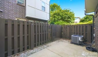 923 Warren Burgess Ln, Charlotte, NC 28205