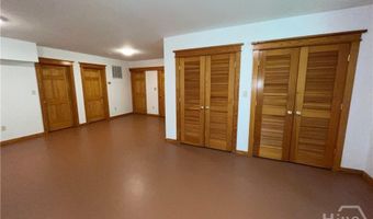 345 Three Oaks Dr, Athens, GA 30607