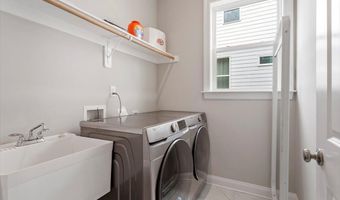 203 Weddington Park Ln, Apex, NC 27523