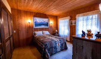 38180 Paradise Dr, Mountain Center, CA 92561