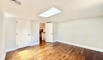 40 E Pasadena Pl, Bridgeport, CT 06610