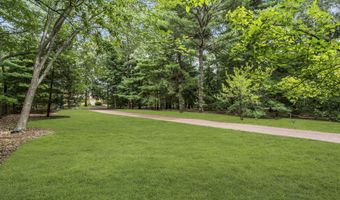 99 Holly Ln, Bayville, NJ 08721