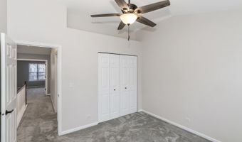 7 Shade Tree Ct, Algonquin, IL 60102