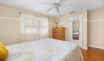 103 BIRCHWOOD Dr, North Kingstown, RI 02852