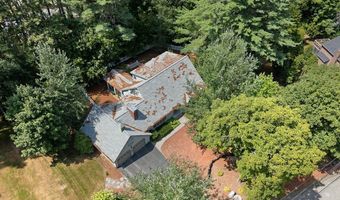 60 Boulder Dr, Auburn, ME 04210