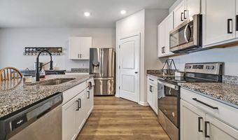 163 Nunally Dr, Baxter, TN 38544
