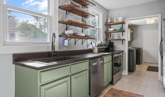 266 W Lincoln Rd, Alcoa, TN 37701