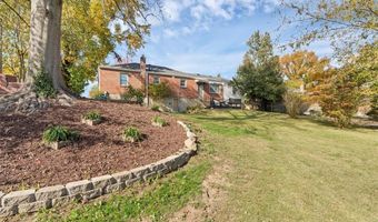8216 Mackenzie Rd, Affton, MO 63123