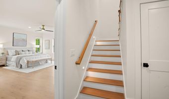 32 Colby Farm Rd, Chester, NH 03036