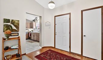 1319 Tahoe Valley Ct, Ballwin, MO 63021