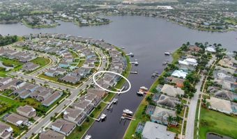 5305 WISHING ARCH Dr, Apollo Beach, FL 33572