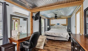 309 Beverly St, Bay St. Louis, MS 39520