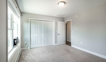 1 Estes Dr, Standish, ME 04085