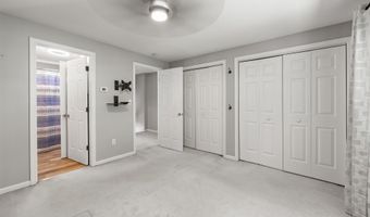 135 Fairway Dr 135, Cheshire, CT 06410