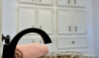 107 Spy Glass Hill Dr, Benton, LA 71006