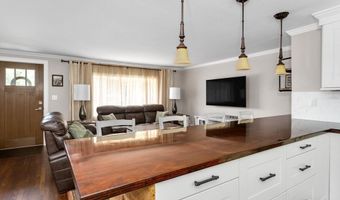 100 Blackstone St, Blackstone, MA 01504
