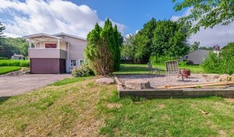 15 Lake Wallkill Rd, Alloway, NJ 07461