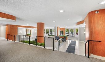 2500 N VAN DORN St 517, Alexandria, VA 22302