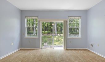 18 Valley Stream Pl, Barnegat, NJ 08005