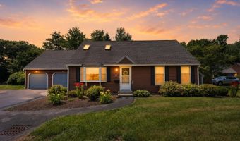 2 Cortland Cir, Bangor, ME 04401