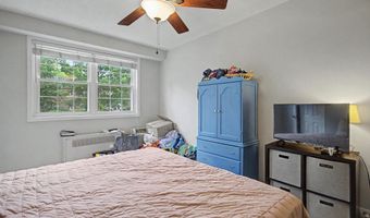 206 N TRENTON St 206-3, Arlington, VA 22203