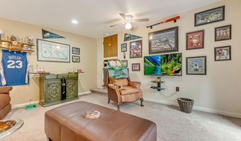 11 Carmen Gln, Albrightsville, PA 18210