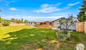 12 Avis St, Absarokee, MT 59001