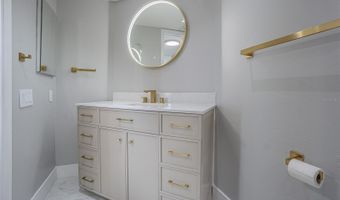 2333 FEATHER SOUND Dr B607, Clearwater, FL 33762