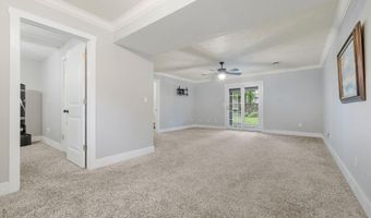 1019 Daniels St, Aurora, MO 65605