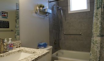 1000 E Canyon Dr, Big Water, UT 84741