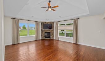 3330 Kellygreen Ct, Angola, IN 46703