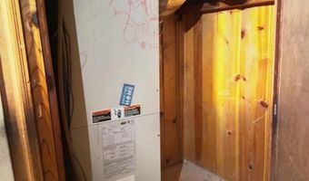 809 S Roselawn Ave, Artesia, NM 88210