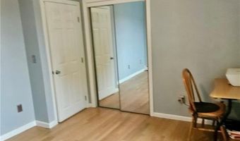 140 Alden Ave, Warwick, RI 02886