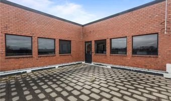 475 Kilvert St, Warwick, RI 02886
