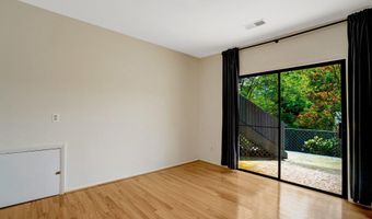 203 W GLENDALE Ave, Alexandria, VA 22301