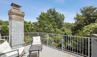 1627 34TH St NW, Washington, DC 20007
