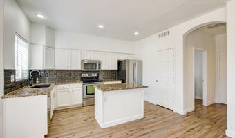 1550 N SUNSET Pl, Chandler, AZ 85225