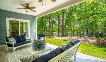271 Red Gate Ln, Acton, ME 04001