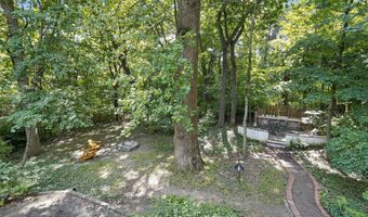 157 EDGEWOOD Dr, Ambler, PA 19002
