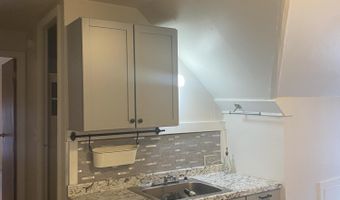 78 High St, Belfast, ME 04915