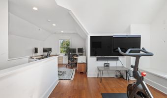 71 West Ave, Darien, CT 06820