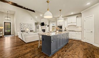 4202 SW Acres Ave, Bentonville, AR 72713