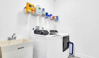 161 Edenton Dr, Barnegat, NJ 08005