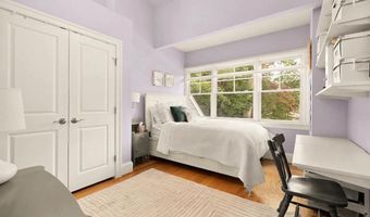 6512 RIDGE Dr, Bethesda, MD 20816