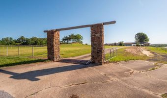 3526 Hardy Springs Rd, McAlester, OK 74501