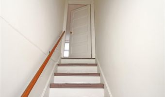 563 Aquidneck Ave, Middletown, RI 02842